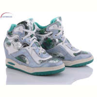 Сникерсы Victoria 10 green