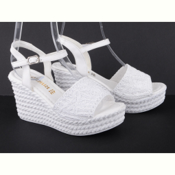 Босоножки Violeta 15004 white