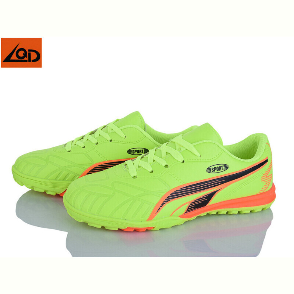 Футбольная обувь LQD W920-4