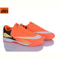 Футбольная обувь LQD M918-2