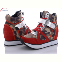 Сникерсы Victoria 8 red