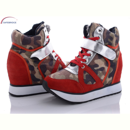 Сникерсы Victoria 8 red